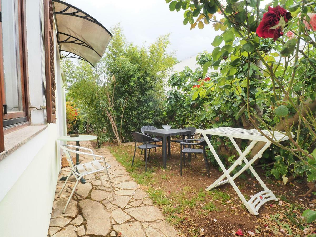 Dea Apartments بولا المظهر الخارجي الصورة