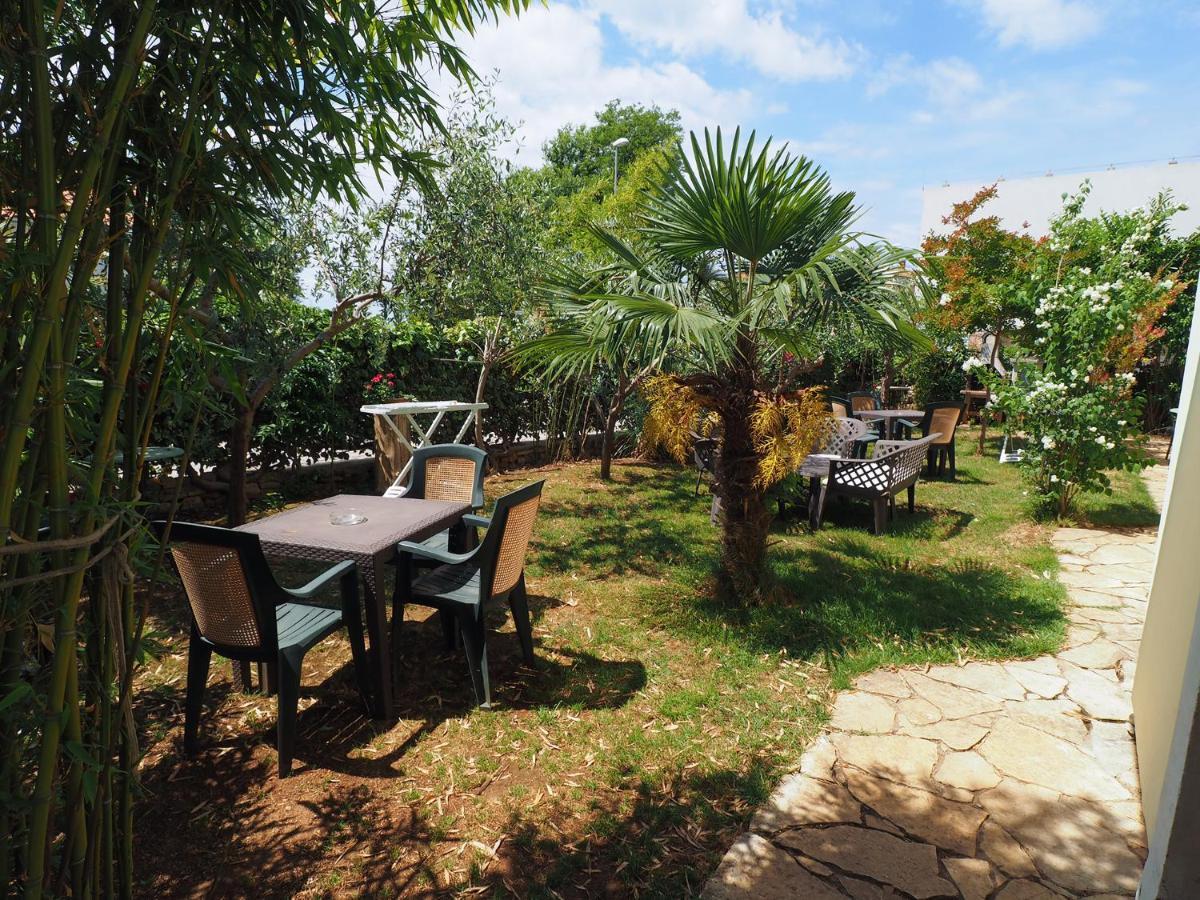 Dea Apartments بولا المظهر الخارجي الصورة